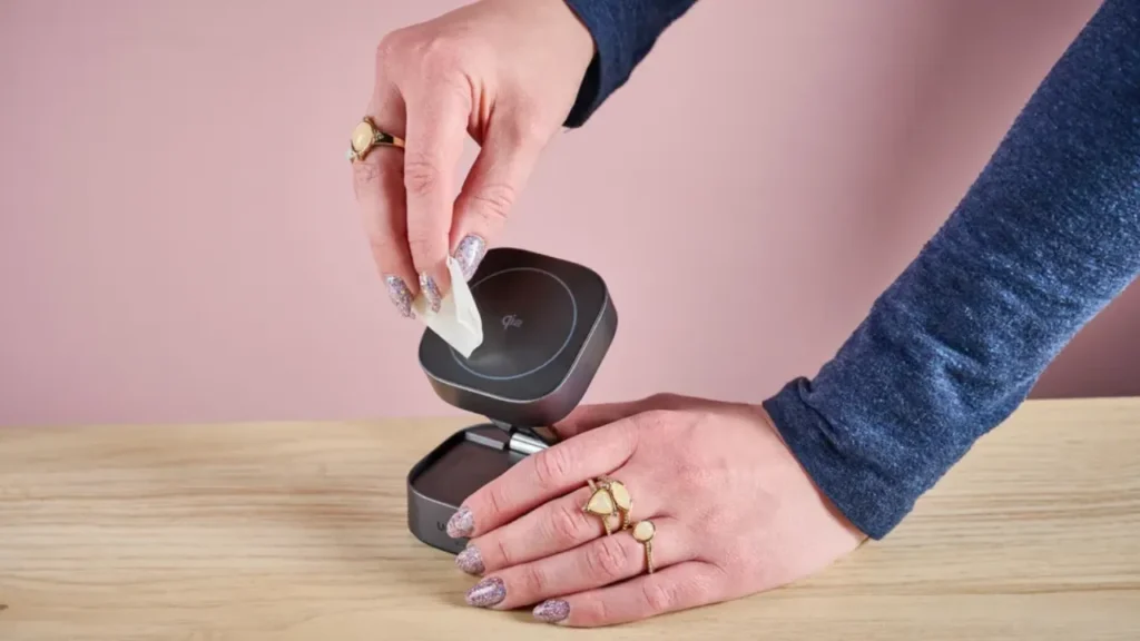 Wireless Charging: A Convenience That Harms Your Phone Battery? Experts Weigh In